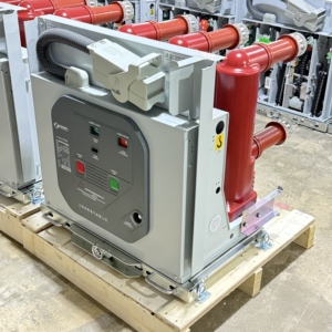 3상 VS1-12 시리즈 진공 차단기 630-4000A 실내 고전압 핸드카트형 또는 고정형 630a 12KV - Product Image 3