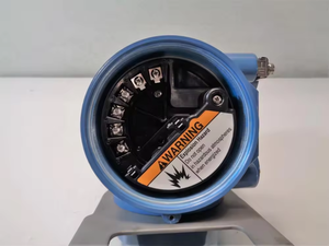 エマーソンCMF100200300新品およびオリジナルのマイクロモーション1700および2700フィールドおよび一体型マウントトランスミッターマスフローメーター - Product Image 5