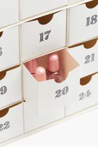 <span class=keywords><strong>Calendrier</strong></span> <span class=keywords><strong>de</strong></span> <span class=keywords><strong>l</strong></span>'<span class=keywords><strong>Avent</strong></span> personnalisé compte à rebours 24 boîte-cadeau emballage <span class=keywords><strong>de</strong></span> soins <span class=keywords><strong>de</strong></span> la peau <span class=keywords><strong>calendrier</strong></span> <span class=keywords><strong>de</strong></span> <span class=keywords><strong>l</strong></span>'<span class=keywords><strong>avent</strong></span> à double ouverture boîtes d'emballage cosmétique - Product Image 4