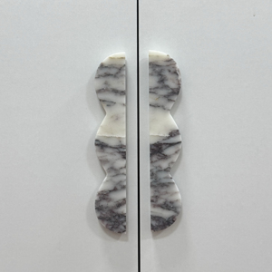 Poignée de porte et de tiroir en marbre travertin beige Calacatta Viola vintage de luxe, à motif festonné, pour utilisation dans les armoires, décoration intérieure - Product Image 3