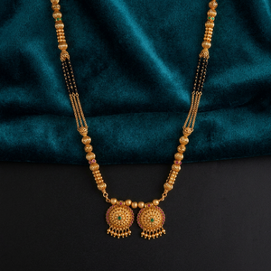 Collar con Colgante de Moda Clásico Antiguo Mangalsutra, Cadena de Eslabones Chapada en Oro, Piedras Creadas en Laboratorio para Mujer, Ideal para Aniversarios y Ocasiones Especiales - Product Image 3