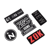 Étiquettes en caoutchouc en gros, lettres 3D personnalisées, logo, nom, patchs en silicone souple transparent, transfert thermique lavable pour sacs, chaussures