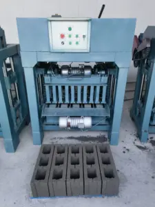 La máquina barata y eficiente de 4-35BCement y la máquina de fabricación de ladrillos de hormigón hueco exportada a África Máquina de bloques huecos - Product Image 5
