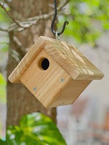 Caja de nido de pájaro de madera de cedro ecológica ODM OEM Amish hecho a mano diamante Wren casa colgante pajarera de CHINA - Product Image 3