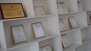 Chine Unité de <span class=keywords><strong>convecteur</strong></span> de bobine de ventilateur 3P fixée au mur de <span class=keywords><strong>plafond</strong></span> de plancher de haute qualité - Product Image 6