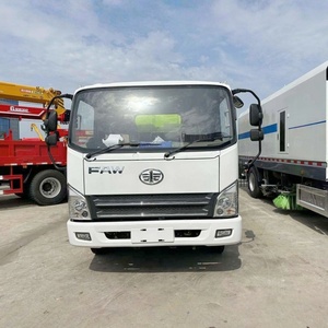 Camión barredor de limpieza de carreteras de alta presión China FAW 4x2 8CBM en venta - Product Image 3