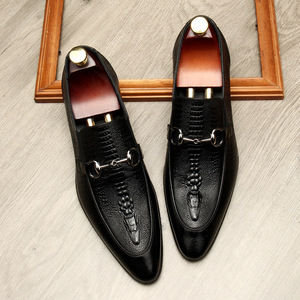 Chaussures décontractées pour hommes haut de gamme, personnalisées, rétro, basses, style business, à semelle en caoutchouc, antidérapantes, souples, imprimés animaux, collection automne - Product Image 4
