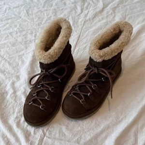 Bottes de neige en cuir à lacets avec isolation rembourrée et bords moelleux, bottes courtes pour l'hiver, style classique, bottes en coton pour femmes - Product Image 4