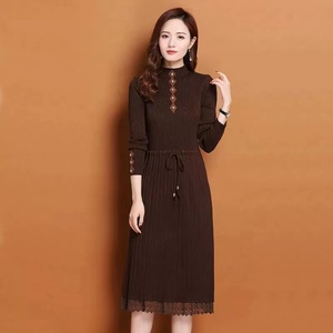 Huachao moda señoras vestido Casual Slim Fit mujeres suéter <span class=keywords><strong>de</strong></span> <span class=keywords><strong>punto</strong></span> sobre la rodilla <span class=keywords><strong>de</strong></span> <span class=keywords><strong>punto</strong></span> medio cuello vestido encaje suéter vestido para dama - Product Image 6