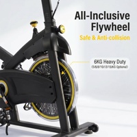 Vélo de spinning silencieux à entraînement par courroie, volant d'inertie 6 kg, personnalisation de la routine d'entraînement en intérieur, logo personnalisé