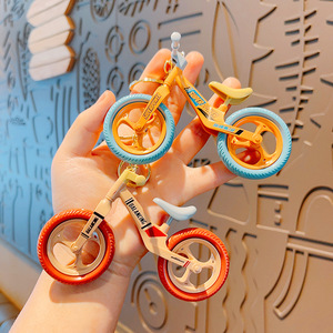 <span class=keywords><strong>Portachiavi</strong></span> 3D Divertente a Forma di Bicicletta Scorrevole Creativa, Decorazione per Zaino Studenti, Regalo, Ornamento, Accessorio per Bicicletta, Articolo per Claw Machine - Product Image 1