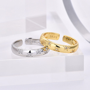 Anello a Stella con Design Aperto Un pezzo <span class=keywords><strong>originale</strong></span> di nicchia per l'indice, minimalista e dallo stile unico. - Product Image 1