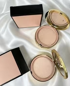 Tóner de enfoque suave de venta caliente transfronteriza de 10 g, control de grasa de 5 colores, corrector de larga duración, sin maquillaje, sin polvo, resistente al agua - Product Image 3