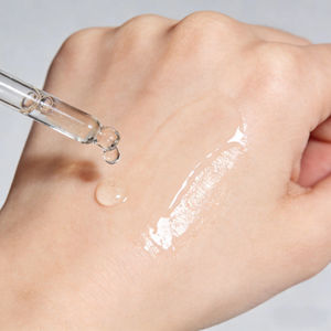 Suero Antienvejecimiento OEM/ODM con PDRN, Ácido Hialurónico y Vitamina C, Reductor <span class=keywords><strong>de</strong></span> Arrugas, Potenciador <span class=keywords><strong>de</strong></span> Luminosidad, Regeneración <span class=keywords><strong>Celular</strong></span>, Cuidado <span class=keywords><strong>de</strong></span> la Piel - Product Image 3