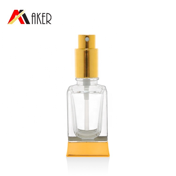 La plus nouvelle conception unique carré clair vide 30ml bouteille en verre de parfum de jet