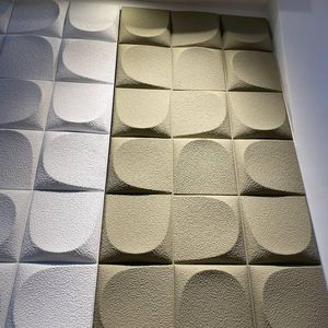 كسوة حائط خارجية للفنادق والمقاهي والفيلات الفاخرة الحديثة ، تصميم مموج ثلاثي الأبعاد ، سطح محكم متين ، لوح حائط صخري من البولي يوريثين - Product Image 5