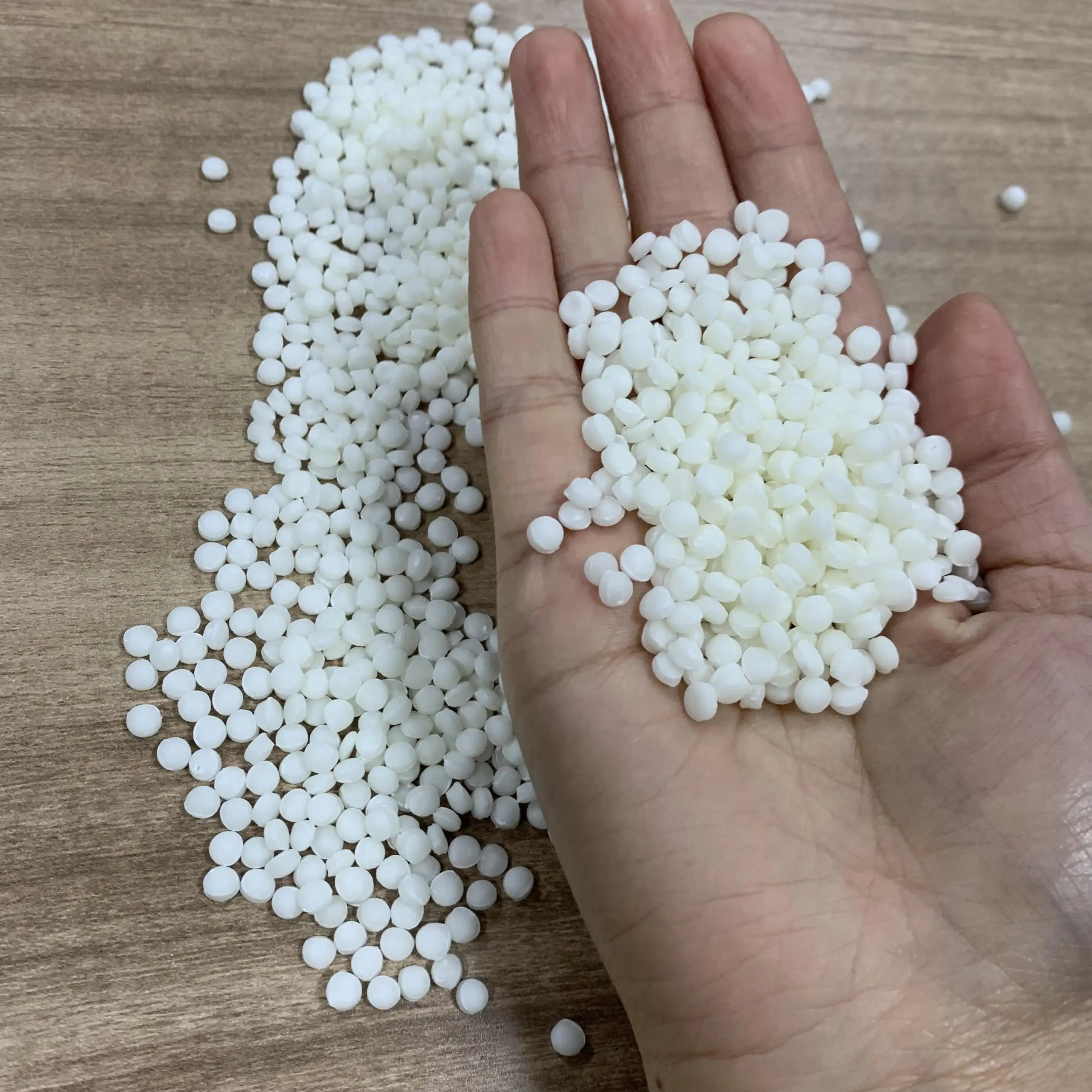 Plástico de calidad alimentaria polipropileno PP almidón de maíz plástico protección del medio ambiente material de vajilla desechable