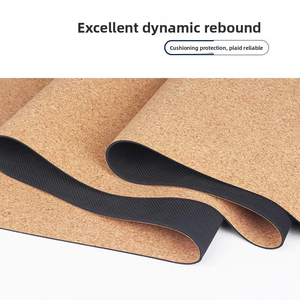 เสื่อโยคะกันน้ำกันลื่นหนา5มม. สำหรับพิลาทิสและฟิตเนสพร้อมสายคล้องมือ - Product Image 3