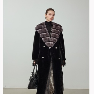 <span class=keywords><strong>Pelliccia</strong></span> Personalizzata Vintage Originale <span class=keywords><strong>di</strong></span> Visone Zibellino <span class=keywords><strong>Nero</strong></span> <span class=keywords><strong>con</strong></span> Cintura e <span class=keywords><strong>Collo</strong></span> a Mantella in Zibellino - Product Image 1