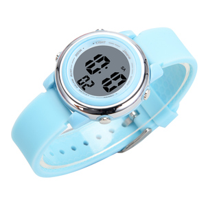 Orologio da polso digitale Sport verde per bambini 3ATM impermeabile con sette luci di colore e funzione di allarme per i ragazzi - Product Image 4