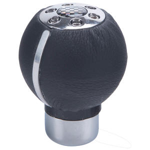 Pomo de Palanca de Cambios de Coche Cubierto de Cuero para la Mayoría de los Vehículos con Funda de Montaje de Plástico - Product Image 1