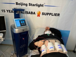 Perte de poids EMS tonifiant/Lipolaser/RF <span class=keywords><strong>Cavitation</strong></span> POIGNÉE Corps libre amincissant la construction musculaire Machine de Salon d'injection brûlante de graisse - Product Image 3