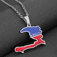 Collier Chaîne Carte d'Haïti Émaillée du Fabricant en Acier Inoxydable Plaquée Or 18 Carats avec Pendentif Carte Drapeau National Haïtien Émaillé