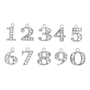 Letras colgantes de aleación de Zinc + diamantes de imitación, letras colgantes plateadas y doradas, alfabeto de 15x15mm, dijes