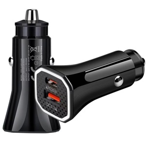 Dual Port 38W Car Charger With PD And Qc3.0 Fast Charging For Mobile Devices In White And Black - Product Image 2