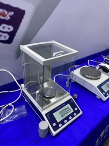 FA-GHM 0.1 मिलीग्राम प्रयोगशाला इलेक्ट्रॉनिक 0.0001 जी सटीक डिजिटल स्केल विश्लेषणात्मक संतुलन - Product Image 3