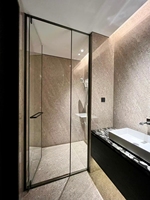 Porte de douche coulissante pour hôtel au design moderne personnalisable avec cadre en alliage d'aluminium et verre trempé
