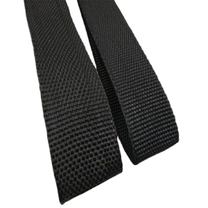 Grosir Ransel Anyaman <span class=keywords><strong>PP</strong></span> Polipropilena Merah Hitam dan Putih Dibundel Tali Anyaman Bagasi Nilon