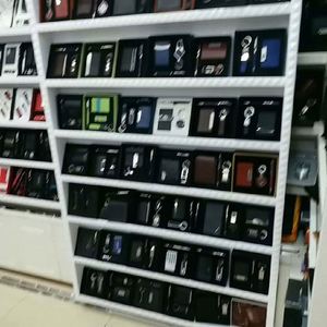 Lote de 3 Llaveros de Cuero PU Personalizados con Logotipo, Porta Tarjetas de Visita, Juego de Llaveros con Caja de Regalo Empresarial - Product Image 6
