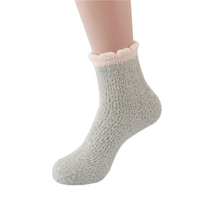 Chaussettes en microfibre pour femmes, chaussettes de sommeil douces en polaire corail, tube moyen, taille unique, 7 couleurs - Product Image 5