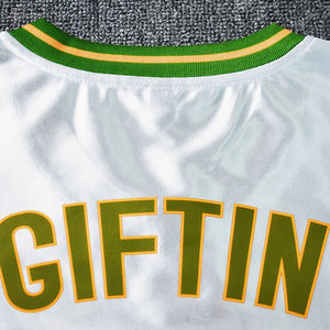 Camiseta Deportiva Corta Personalizada para Jóvenes, Estilo Vintage, Uniforme de Animadoras, Sublimación, Satén, Manga Corta, Estilo Béisbol - Product Image 4