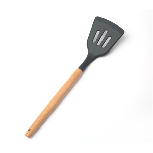 Kit d'ustensiles de cuisine en Silicone, nouveauté, usine, accessoires avec poignée en bois - Product Image 5