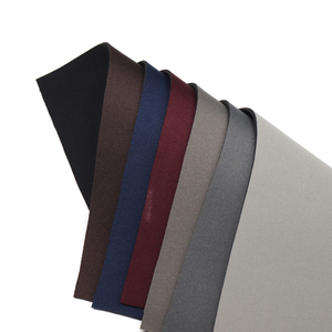 Neopren Özelleştirilebilir Kloropren Kauçuk Su Geçirmez Rüzgar Geçirmez UV Dayanımlı Baskılı Neopren Kumaş - Product Image 1
