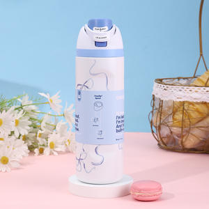 Bouteille d'<span class=keywords><strong>eau</strong></span> portable pour sports <span class=keywords><strong>de</strong></span> plein air, grande capacité, en acier inoxydable 304, isotherme 24 heures, style fruit, pour boire directement - Product Image 6