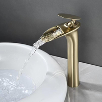 Offre Spéciale 304 acier inoxydable or noir chaud et froid salle de bain cascade robinet de bassin