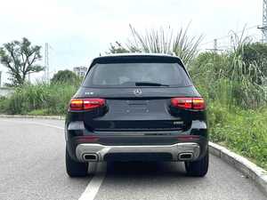 Mercedes GLB180 2021, SUV con Asientos Flexibles, 7 Configuraciones y Techo Panorámico, Vehículo Familiar Usado de Lujo - Product Image 3