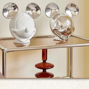 Creativo Mickey Mouse cabeza resina artesanías lindo Escritorio <span class=keywords><strong>de</strong></span> dibujos animados adornos alcancía pequeño <span class=keywords><strong>libro</strong></span> <span class=keywords><strong>de</strong></span> montar rojo estilo para sala <span class=keywords><strong>de</strong></span> estar - Product Image 2