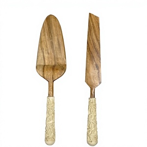 Ensemble de 2 pièces en bois naturel avec manche en résine Accessoires de décoration intérieure Couteau à gâteau et serveur - Product Image 1