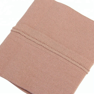 Soporte de Muñeca Elástico de Alta Calidad con Compresión, Protector con Logotipo Personalizado, Material de Nailon y Spandex para Entrenamiento y Fitness - Product Image 5