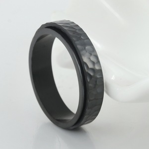 yunnique Hand Hammered <b>Titanium</b> Steel <b>Ring</b> Black Unisex Minimalist Jewelry Gift Geometric Pattern - Product Image 1