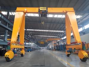 เครนโครงเหล็กแบบมีล้อยาง ขนาด 35 ตัน ระยะเอื้อม <span class=keywords><strong>21</strong></span> เมตร สำหรับงานอุตสาหกรรมอเนกประสงค์ ขับเคลื่อนด้วยเครื่องยนต์ดีเซล ได้รับมาตรฐาน CE - Product Image 2