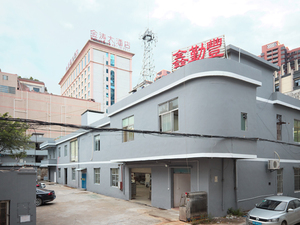 <span class=keywords><strong>Robot</strong></span> manipulateur de pulvérisation automatique à 9 axes pour voitures, motos et pièces industrielles générales - Product Image 4