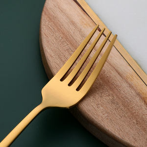 مجموعة أدوات مائدة من الفولاذ المقاوم للصدأ 4 ملعقة وشوكة للكريسماس الأكثر مبيعًا - Product Image 3