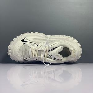 Chaussures de sport de luxe de marque pour hommes et femmes, grande taille, à lacets, en maille respirante, avec semelle intérieure en caoutchouc antidérapante et plateforme. - Product Image 3