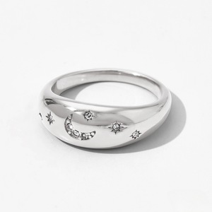 Cincin Eropa Amerika Desain Bintang Bulan Gaya Fashion Mewah Ringan Elegan Baja Anti Karat Lapis Emas Polos - Product Image 5