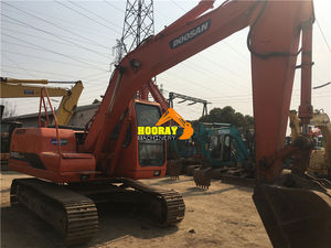 Excavadora sobre orugas hidráulica usada Doosan a buen precio, motor de cucharón de 15 toneladas, 1,5 m³, potencia de 96kW, construcción de segunda mano - Product Image 4